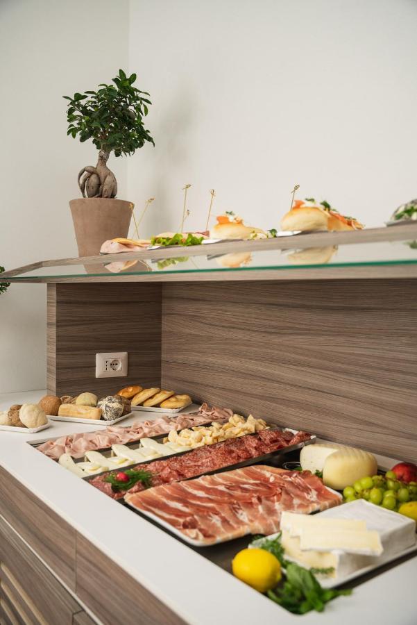 Nido Suite & Apartments تْشيزيناتيكو المظهر الخارجي الصورة