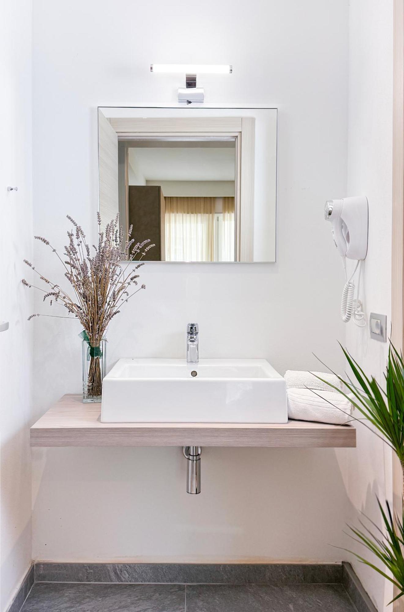 Nido Suite & Apartments تْشيزيناتيكو المظهر الخارجي الصورة