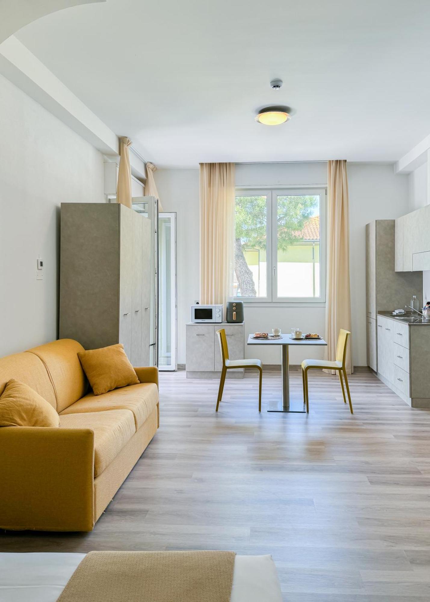 Nido Suite & Apartments تْشيزيناتيكو المظهر الخارجي الصورة